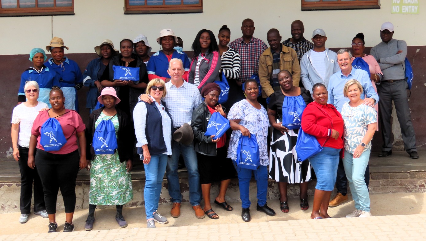 bybels 
                         uitgedeel