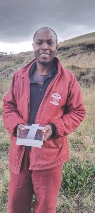 bybels 
                         uitgedeel